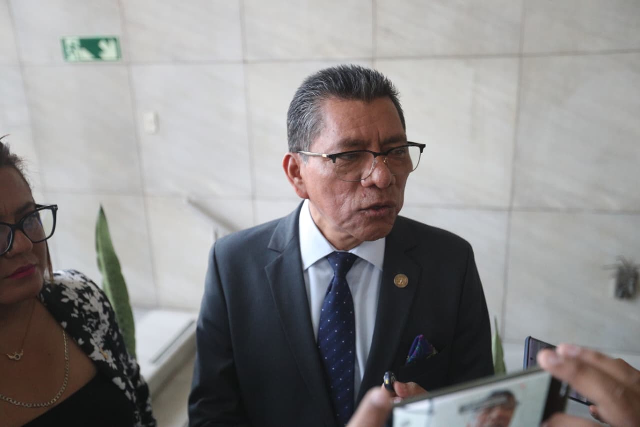 Abogado Carlos López