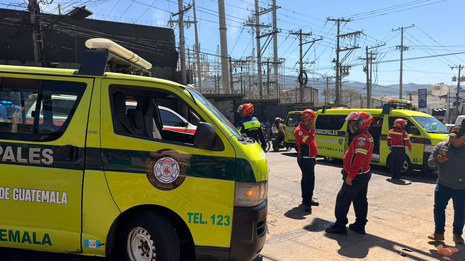 Accidente avenida Hincapie muerto dos heridos