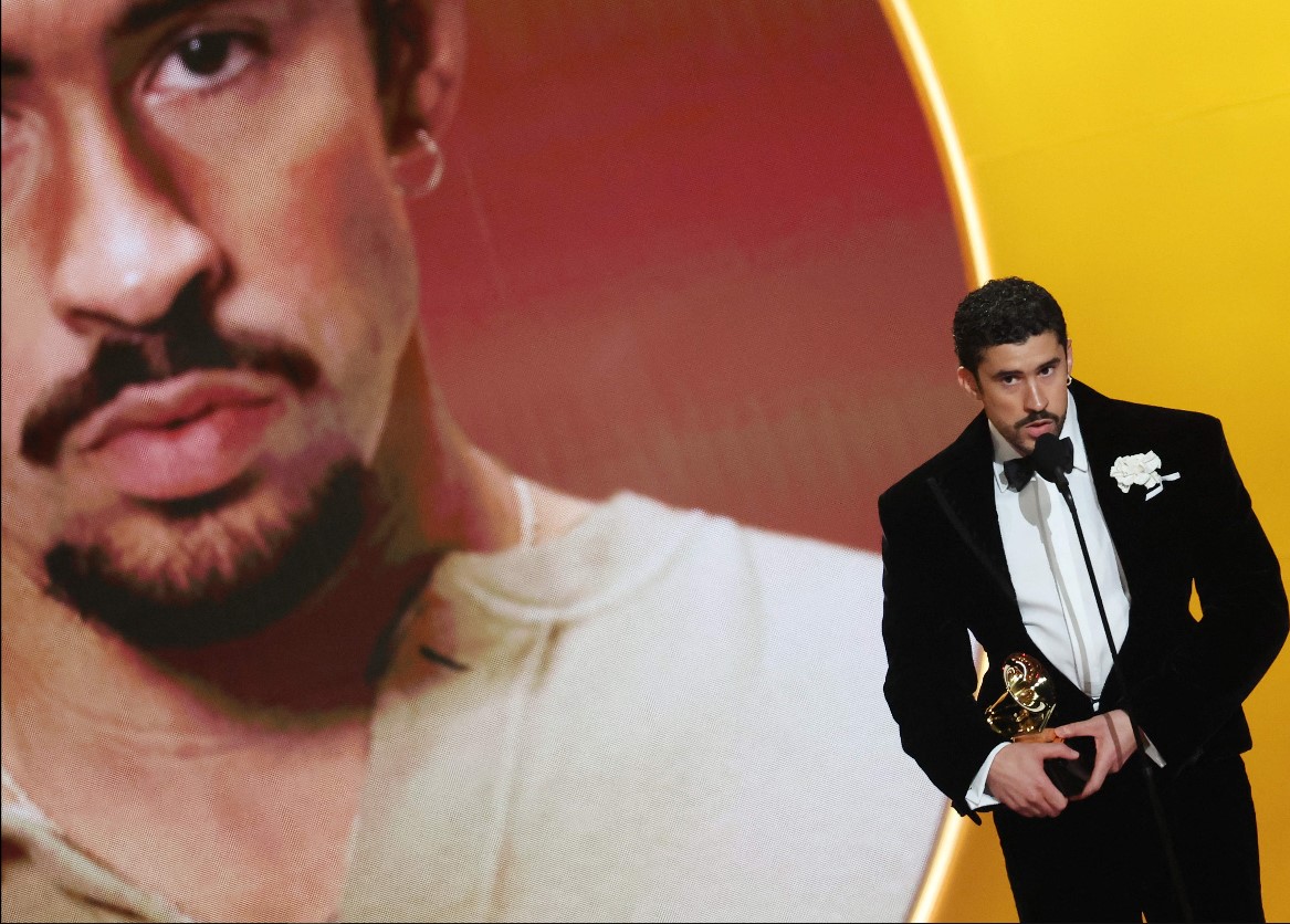 De acuerdo con medios especializados, este será un año importante en la vida amorosa del cantante puertorriqueño Bad Bunny. (Foto Prensa Libre: AFP)