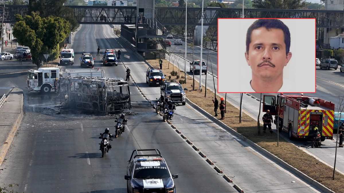 Camión incendiado en Zapopan, Jalisco, tras bloqueos del CJNG luego de la muerte de Nemesio Oseguera Cervantes, alias El Mencho.