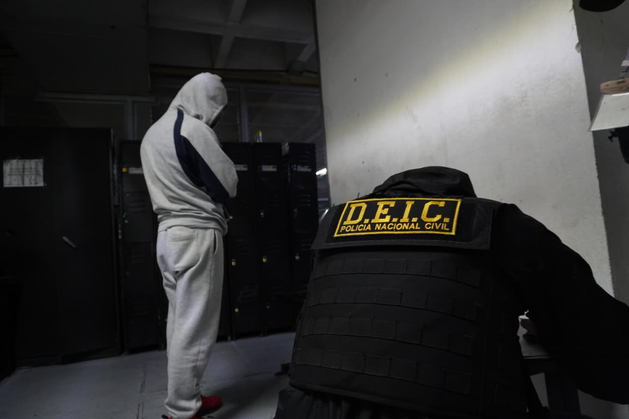 CAPTURAN A FUNCIONARIO DE FRAIJANES 2. FIESTAS DE REOS