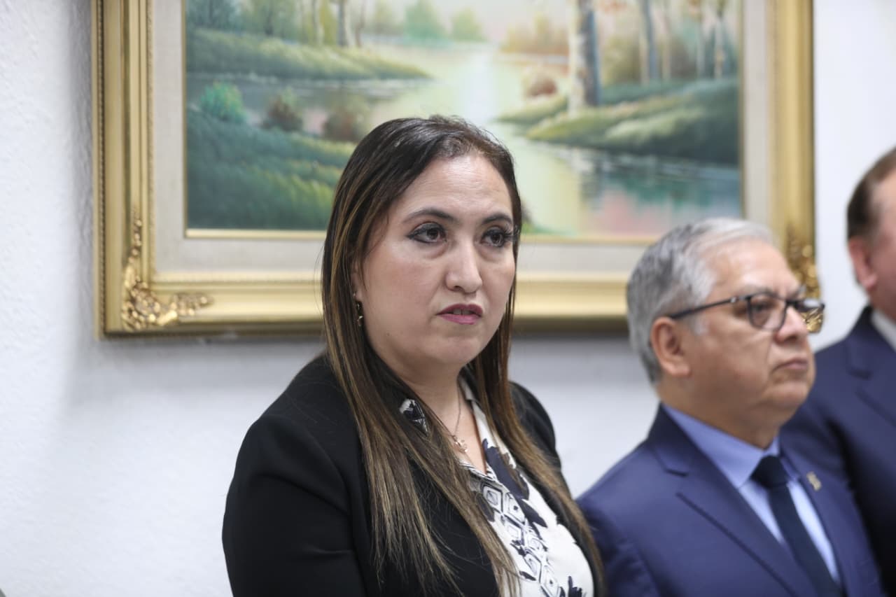Claudia Paredes, presidenta de la Corte Suprema de Justicia, en conferencia de prensa del 16 de febrero junto a magistrados del Organismo Judicial Guatemala