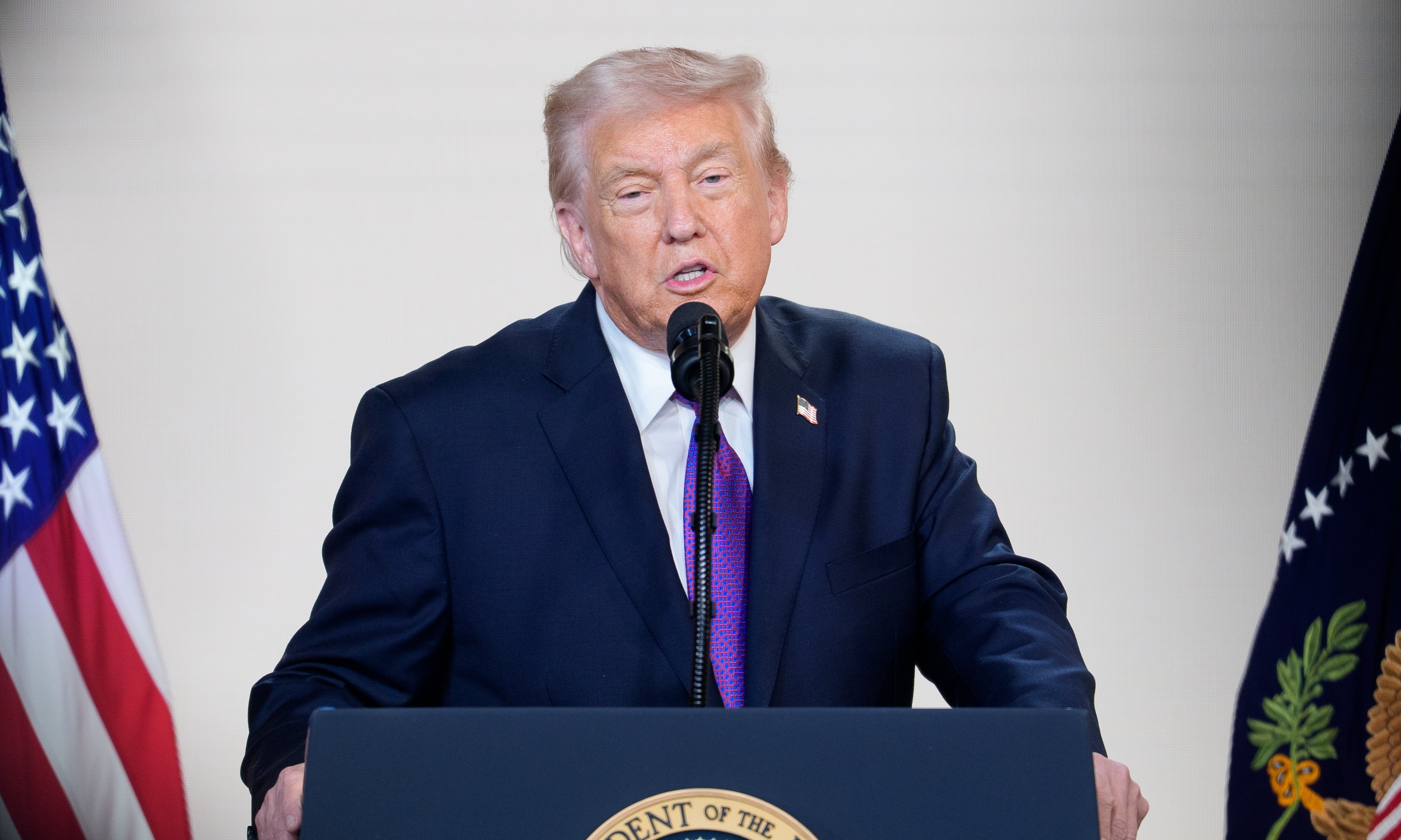 Donald Trump Estados Unidos centros de transporte