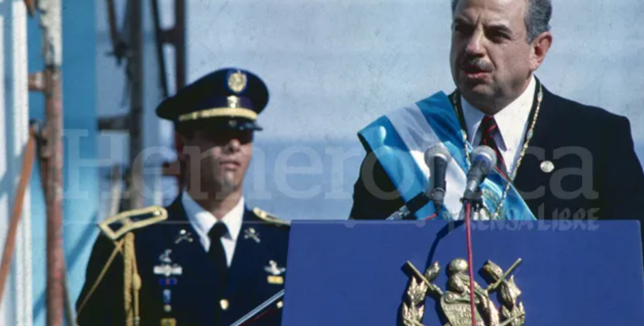 JORGE SERRANO ELÍAS