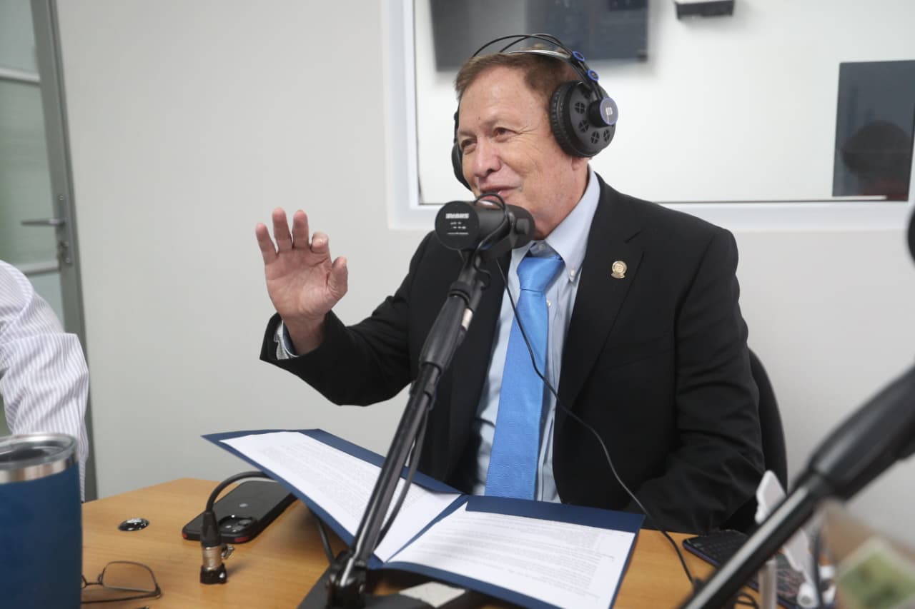 LUIS CONTRERAS EN ENTREVISTA PRENSA LIBRE RADIO