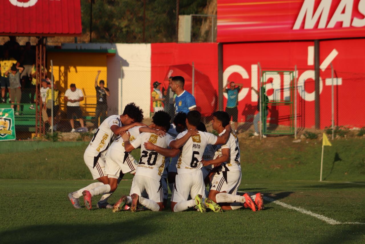 Comunicaciones se ubica en la novena posición de la tabla acumulada de la Liga Nacional. (Foto Prensa Libre: Cortesía).