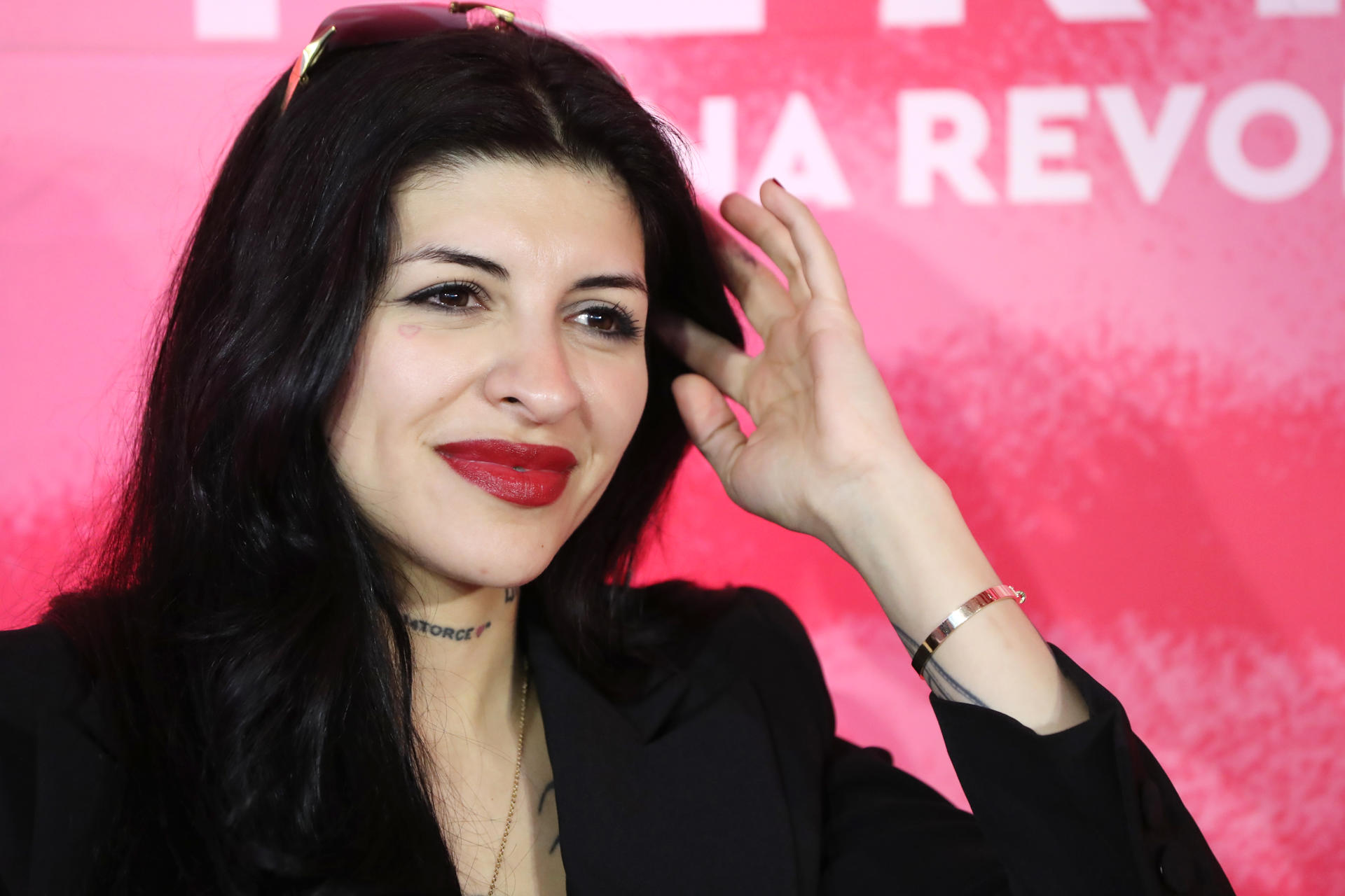 Cazzu revela cómo encontró paz tras la polémica por su ruptura con Christian Nodal