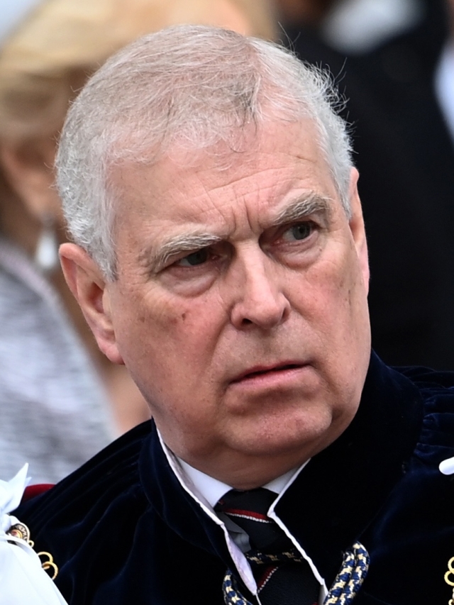 Por qué arrestaron al expríncipe Andrés en Inglaterra