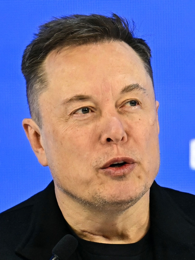 Elon Musk SpaceX Luna Marte