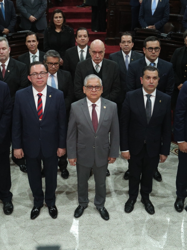 Qué ha pasado con la renovación del TSE, CC y MP