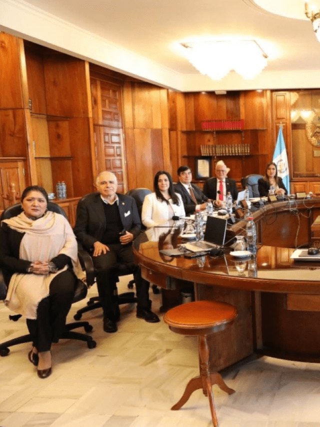 Pocos criterios ofrece la CSJ para elegir magistrados a la CC