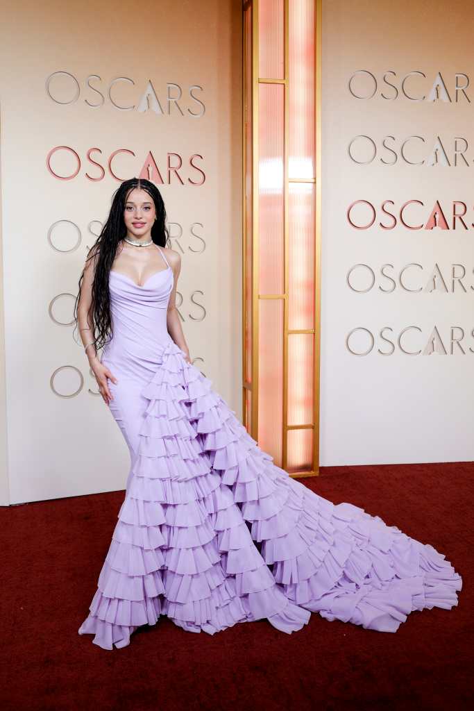 Premios Óscar 2026: famosos brillan en el alfombra roja