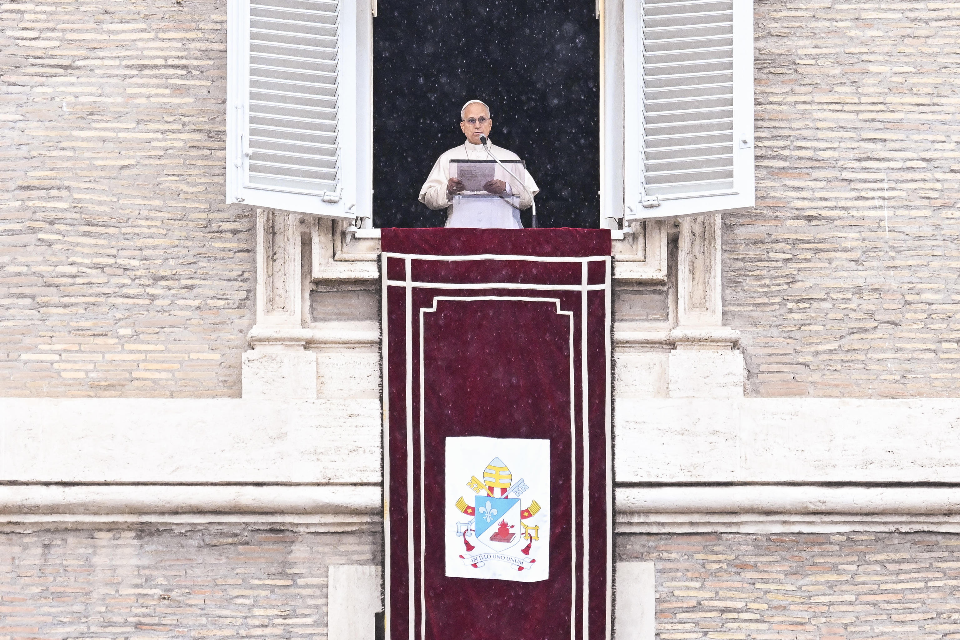 “Dios rechaza la guerra”: Papa León XIV llama a deponer las armas en su primera misa de Domingo de Ramos