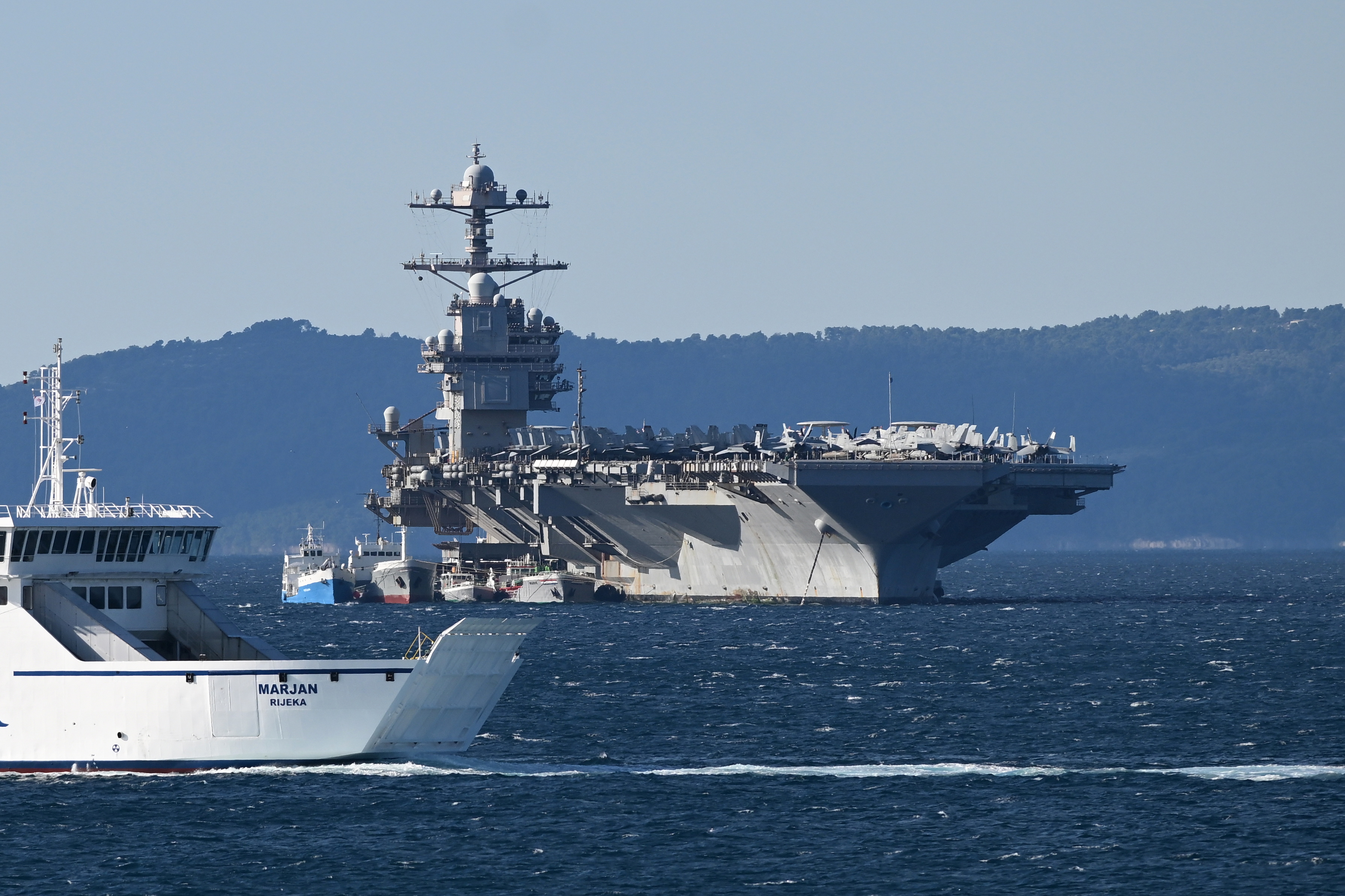 Estrecho de Ormuz buques Estados Unidos Donald Trump Irán