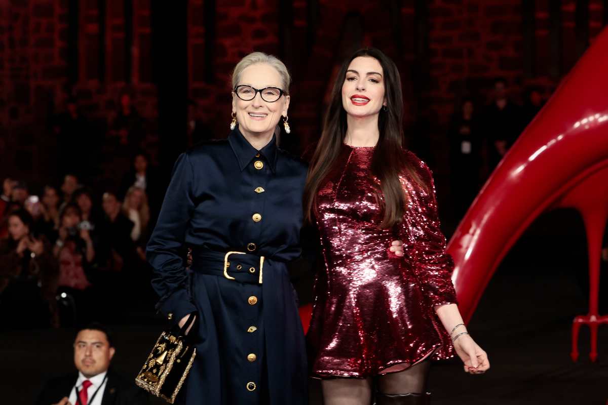 Las actrices estadounidenses Meryl Streep  y Anne Hathaway protagonizan El diablo viste a la moda 2 y se espera una tercera entrega de esta película.  (Foto Prensa Libre: EFE)