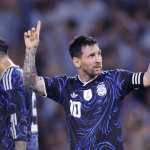 AME9434. BUENOS AIRES (ARGENTINA), 31/03/2026.- Lionel Messi de Argentina celebra un gol este martes, durante un partido amisto entre Argentina y Zambia en el estadio La Bombonera, en Buenos Aires (Argentina). EFE/ Juan Ignacio Roncoroni