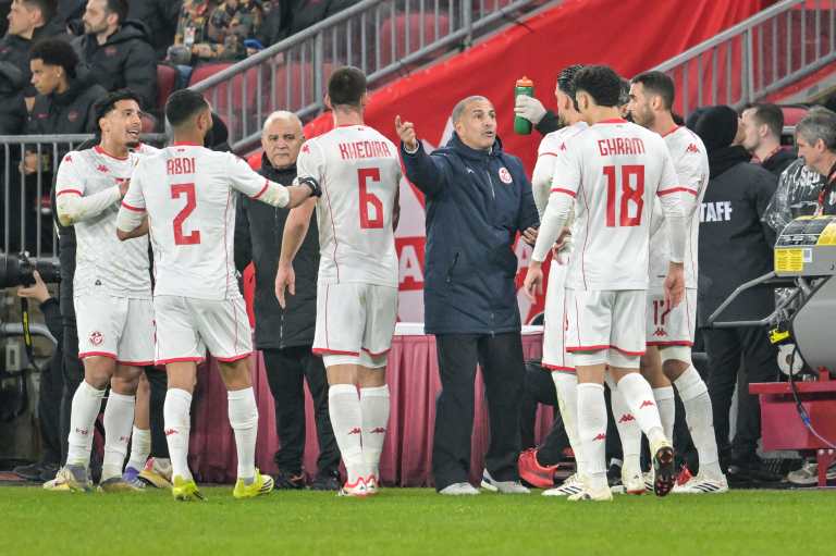 Paso se fue: Túnez despide a su entrenador tras la goleada sufrida en su debut en el Mundial 2