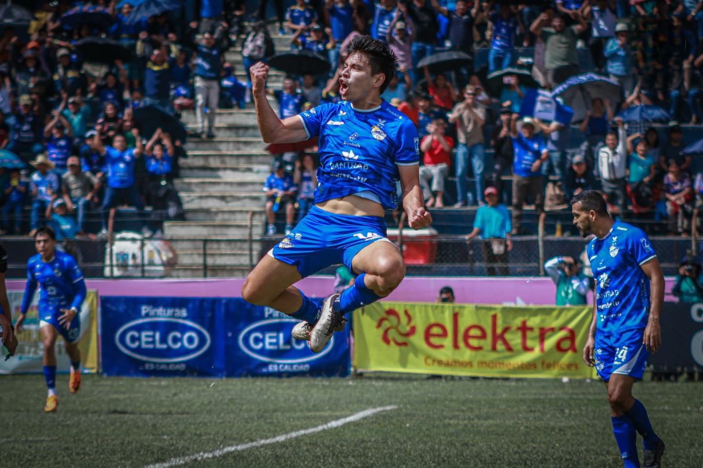 Mixco rescata el empate 1-1 ante Cobán y frena al líder del Clausura 2026