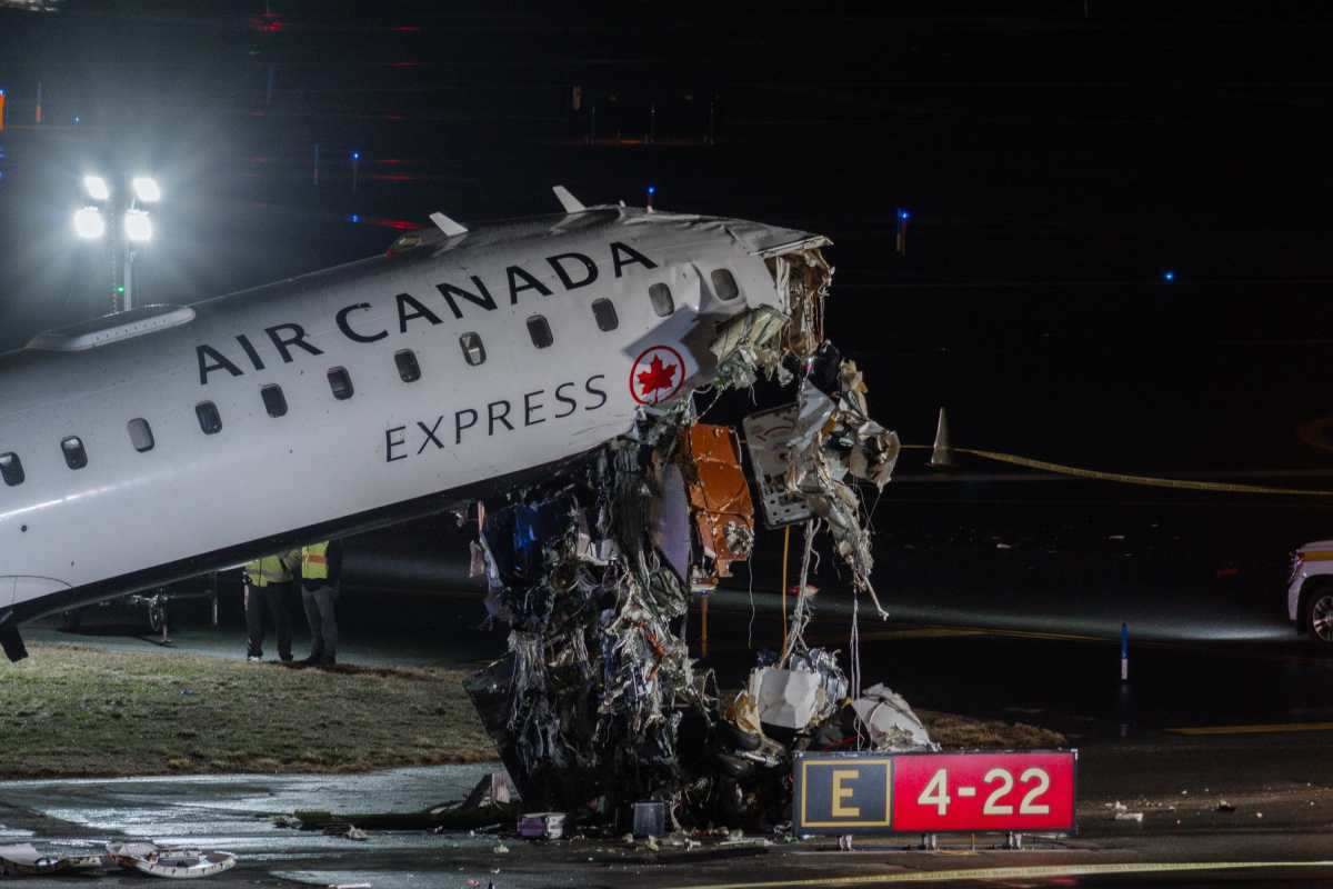 Air Canada jet collides with a vehicle at LaGuardia Airport
