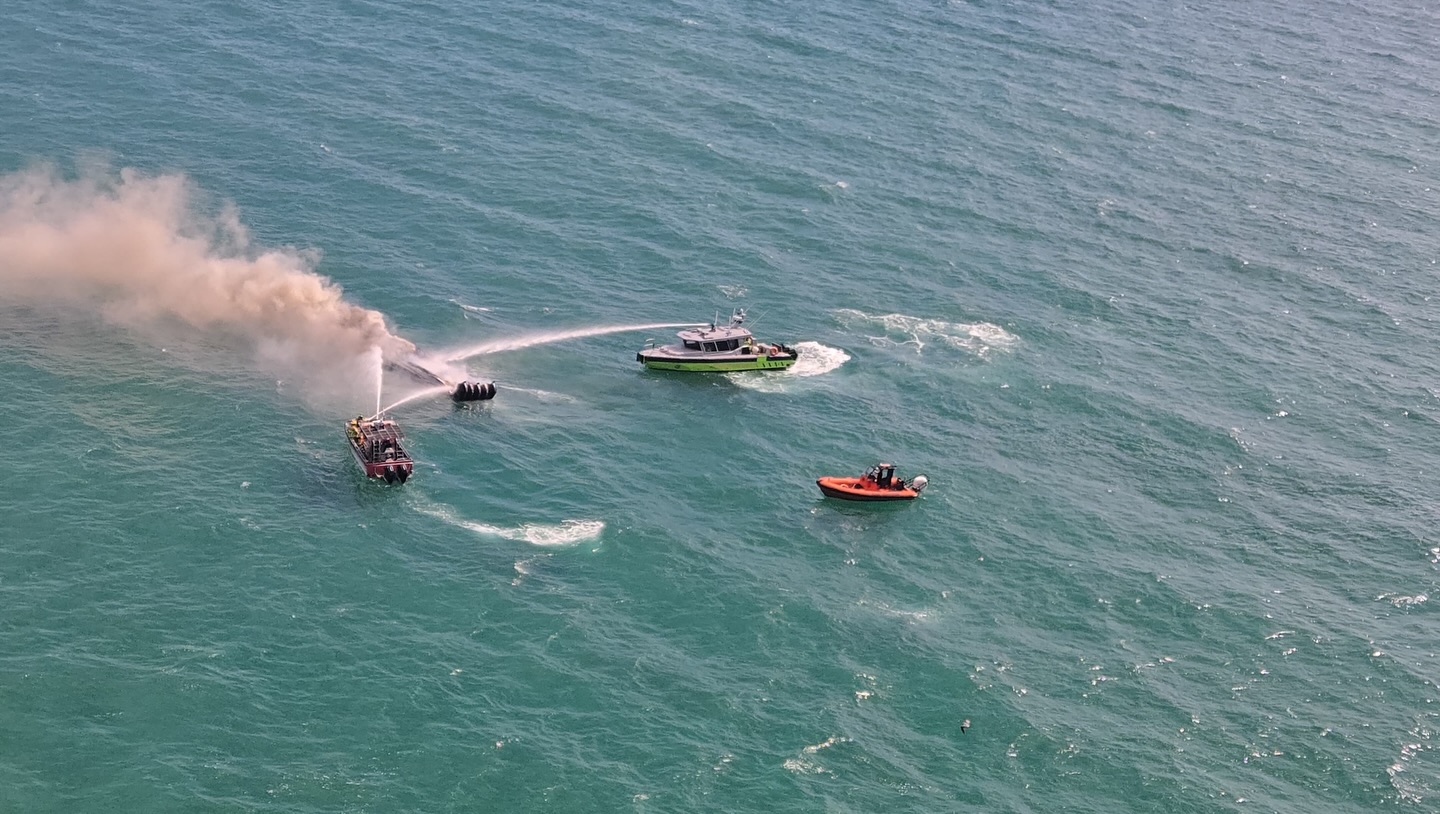 Barco incendio turistas Nebraska Miami Beach