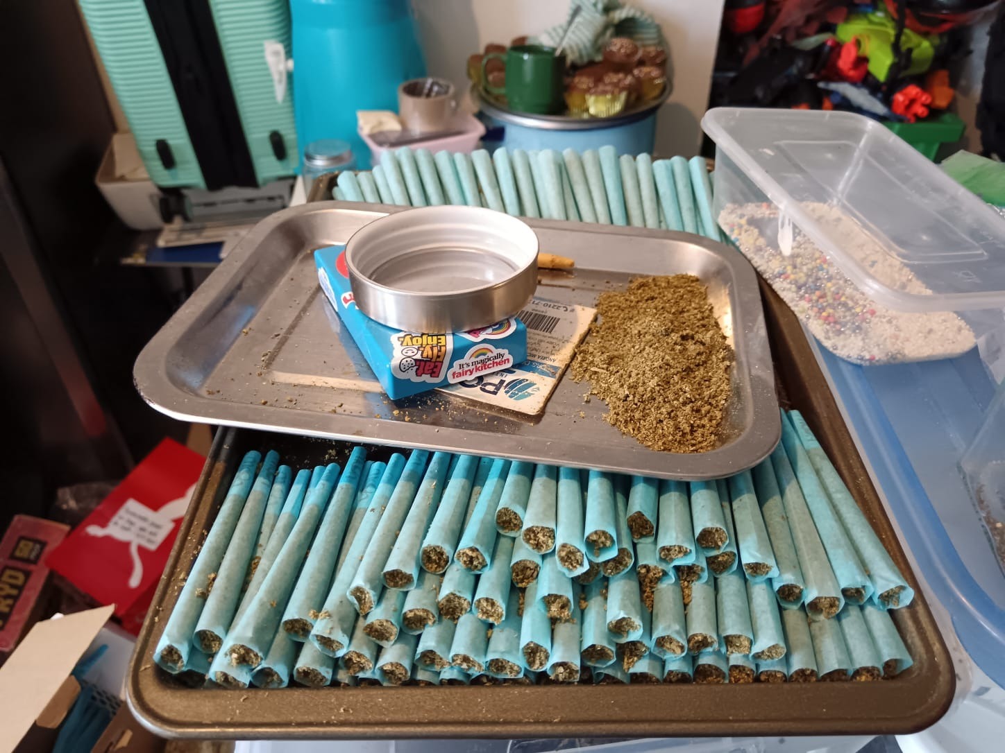 Narcorepostería: Hermanos integraban estructura en El Salvador y Guatemala que vendían gomitas, pasteles y galletas con droga