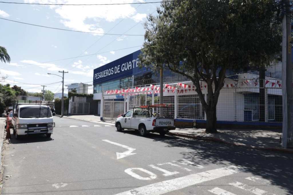 Conductores que circulan por la 11 calle deberán incorporarse a la 10 calle, cerca del sector conocido como “Pesqueros”, por desvíos del AeroMetro en zonas 8 y 9.