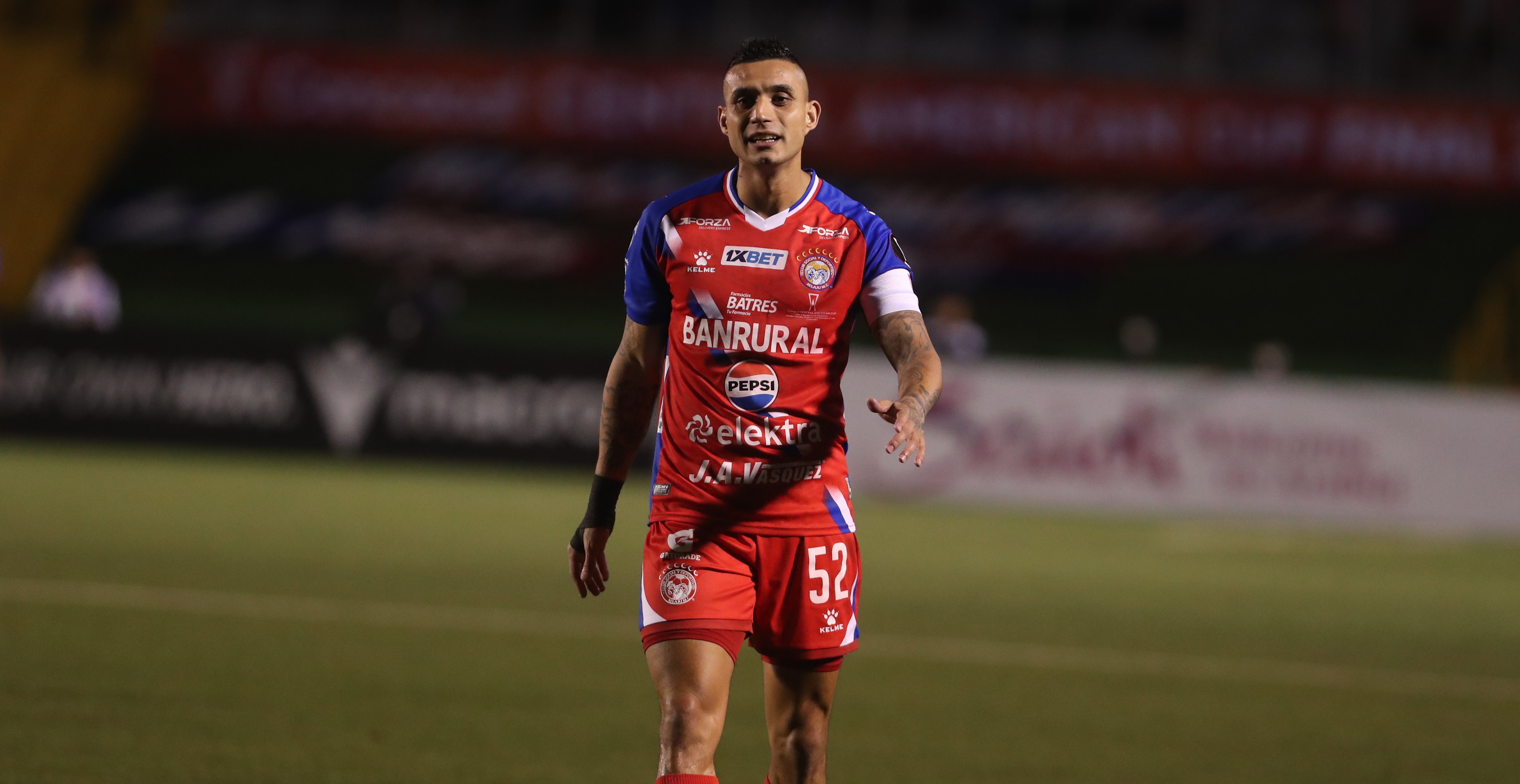 Jorge Aparicio se muestra feliz por volver de su lesión y le manda un claro mensaje al técnico de la Selección Nacional de Guatemala, Luis Fernando Tena. (Foto Prensa Libre: Douglas Suruy Franco).