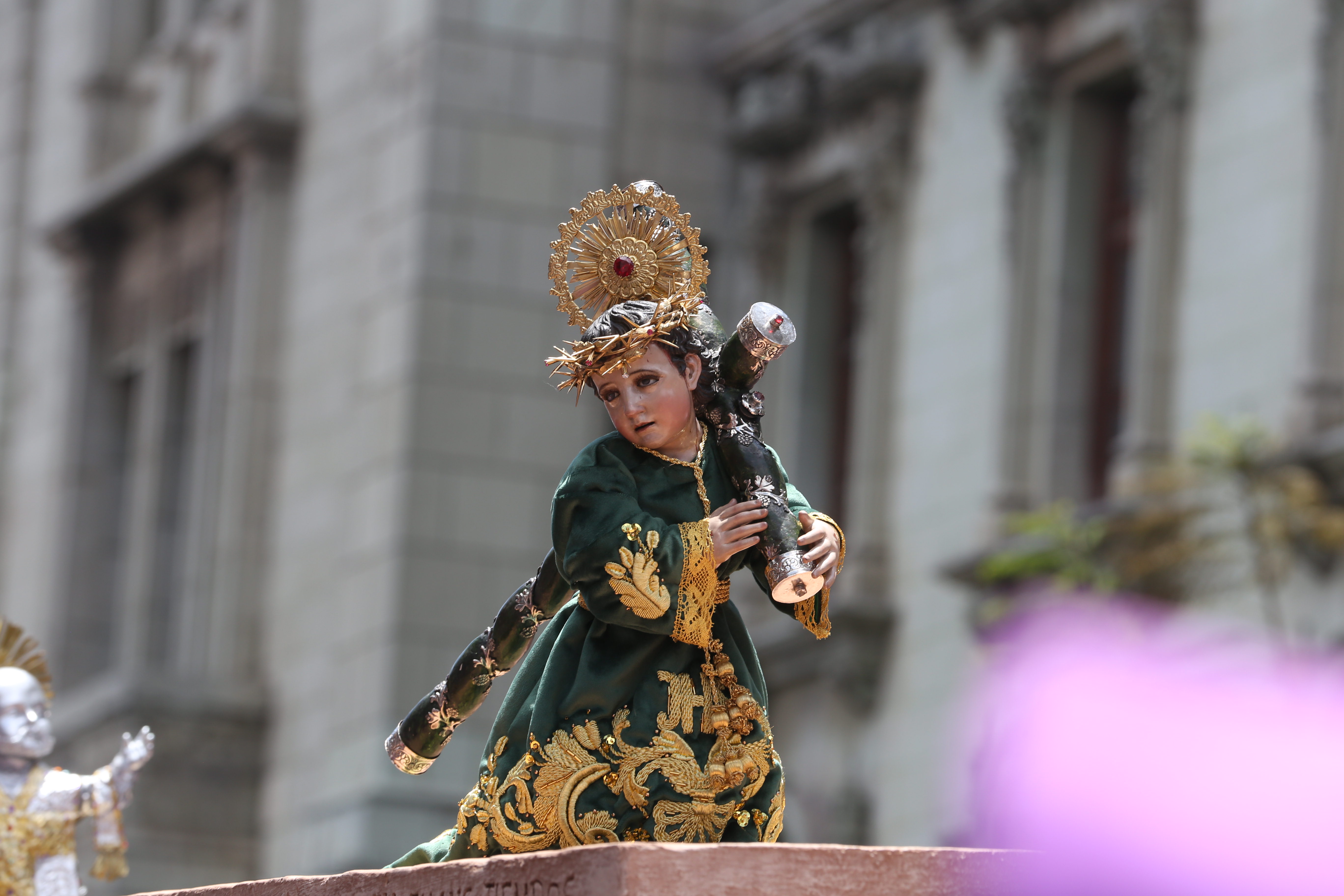 Jesús Niño de la Demanda en su recorrido anual. (Foto Prensa Libre: Edwin Castro)