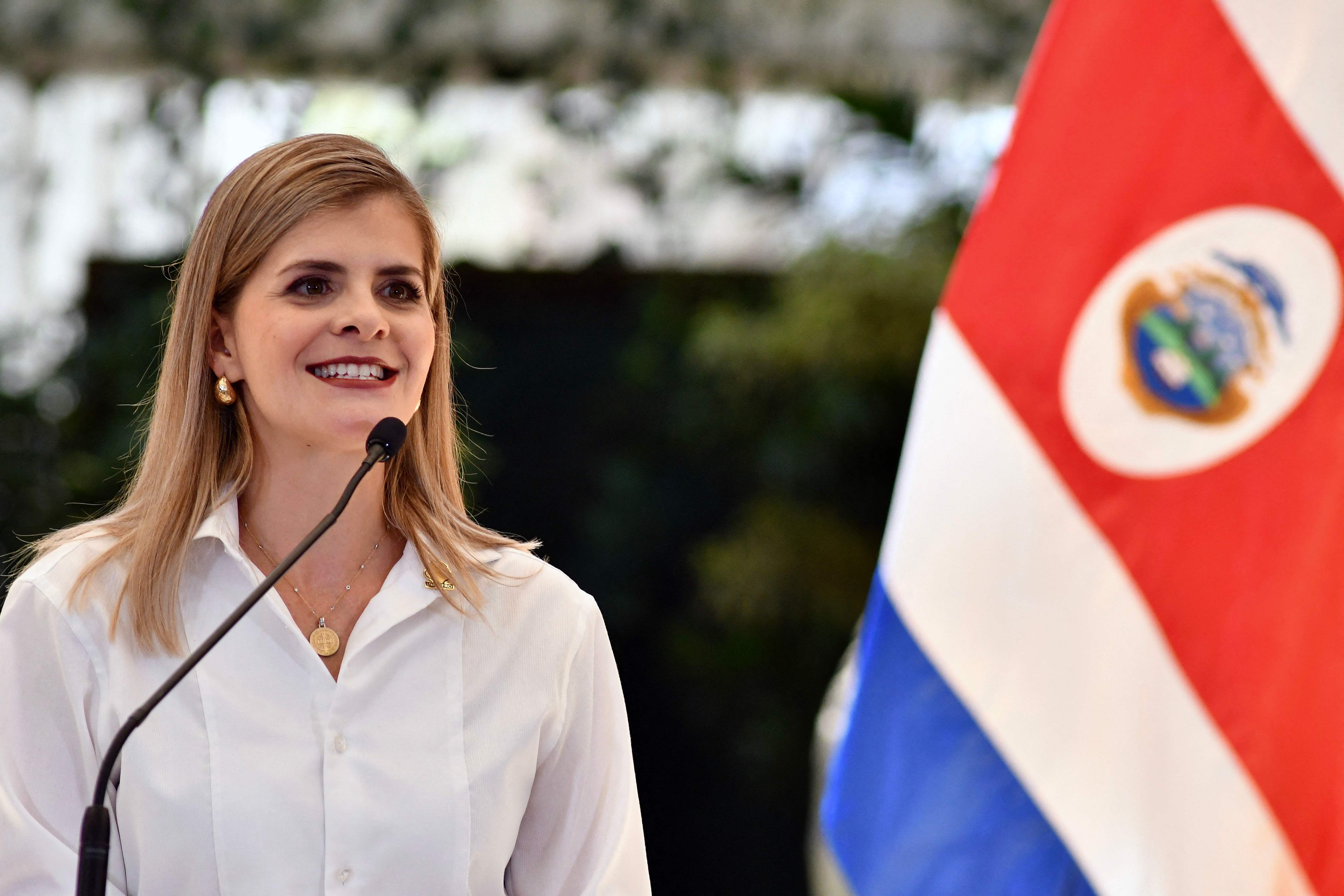 Bukele en Costa Rica: Laura Fernández anuncia adaptación del modelo de seguridad salvadoreño