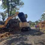 Las intensas lluvias registradas el pasado Lunes Santo provocaron un socavamiento en el desvío temporal habilitado en el kilómetro 189 de la ruta Cito-Zarco, lo que mantiene interrumpida la conexión entre Retalhuleu y Quetzaltenango. (Foto Prensa Libre: Cortesía Covial)