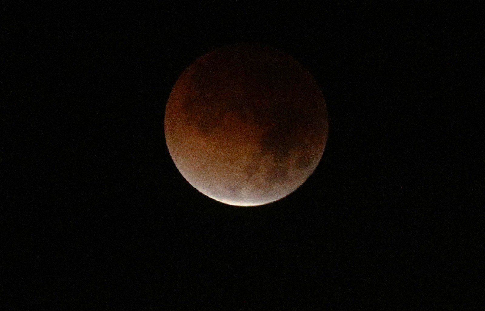 Transmisión en vivo: Eclipse lunar total y Luna de Sangre este martes 3 ...
