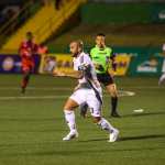 COMUNICACIONES VS MALACATECO. Se cubri el partido de futbol de Liga Nacional entre Comunicaciones y Malacateco, vlido por la jornada 11 del Clausura 2025/26. Al finalizar, el marcador fue favorable para Comunicaciones 3-2. En la imagen, jugadas del partido. Ingreso de Jos Manuel Contreras, luego de un tiempo lesionado.
Juan Diego Gonzlez. 040326