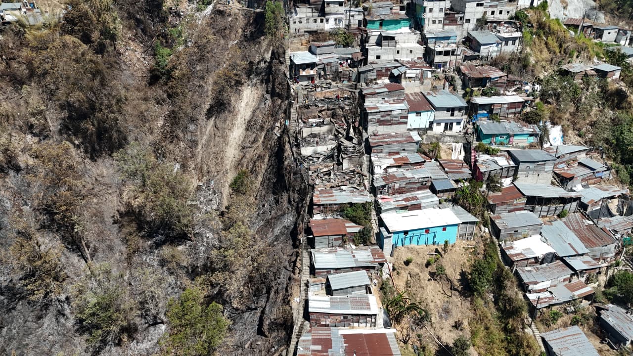 Incendio el Amparo II'