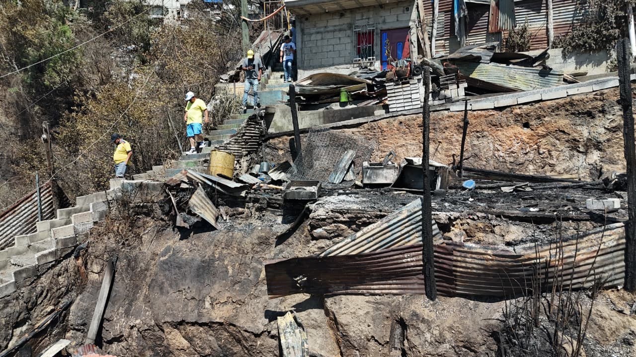 Incendio el Amparo II'