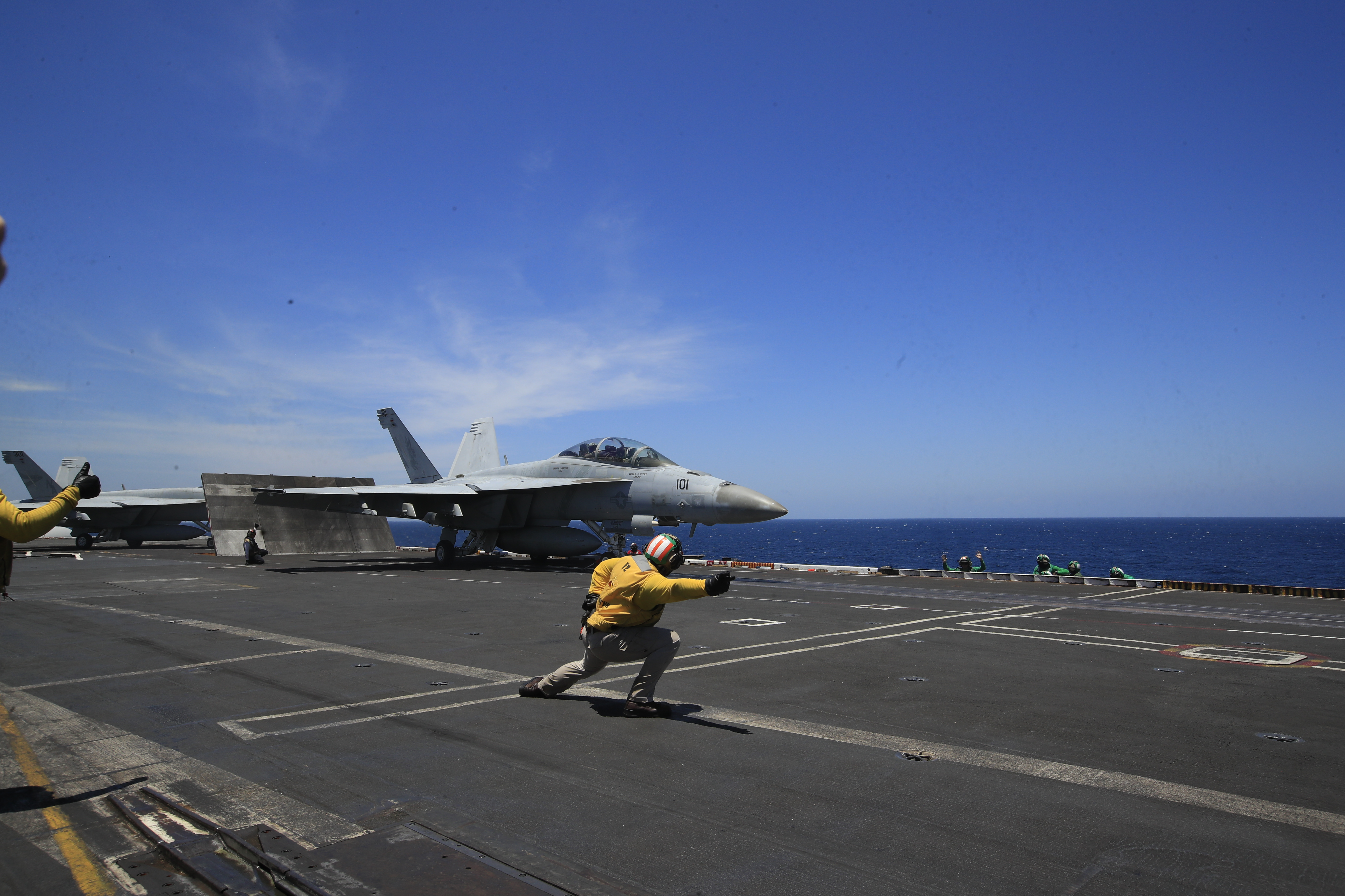 PORTAVIONES ESTADOS UNIDOS GUATEMALA