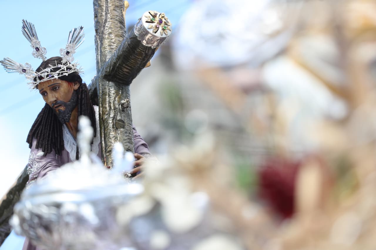 PROCESION JESUS NAZARENO TRES POTENCIAS VIRGEN DE DOLORES PARROQUIA'