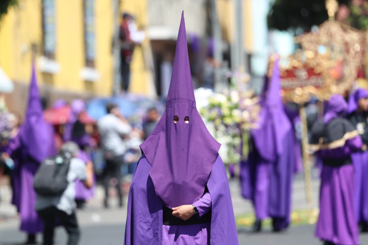 PROCESION JESUS NAZARENO TRES POTENCIAS VIRGEN DE DOLORES PARROQUIA'