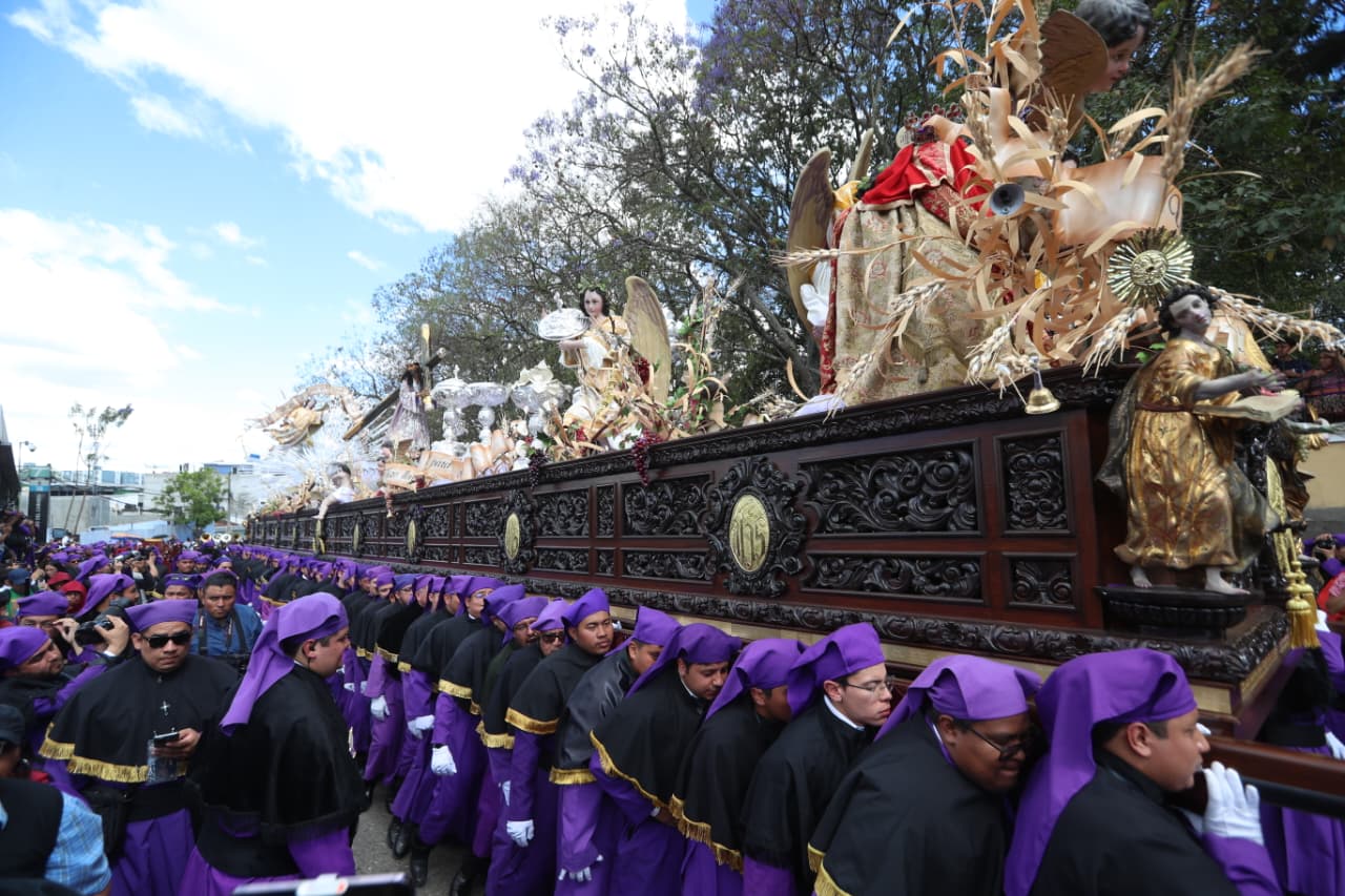 PROCESION JESUS NAZARENO TRES POTENCIAS VIRGEN DE DOLORES PARROQUIA'