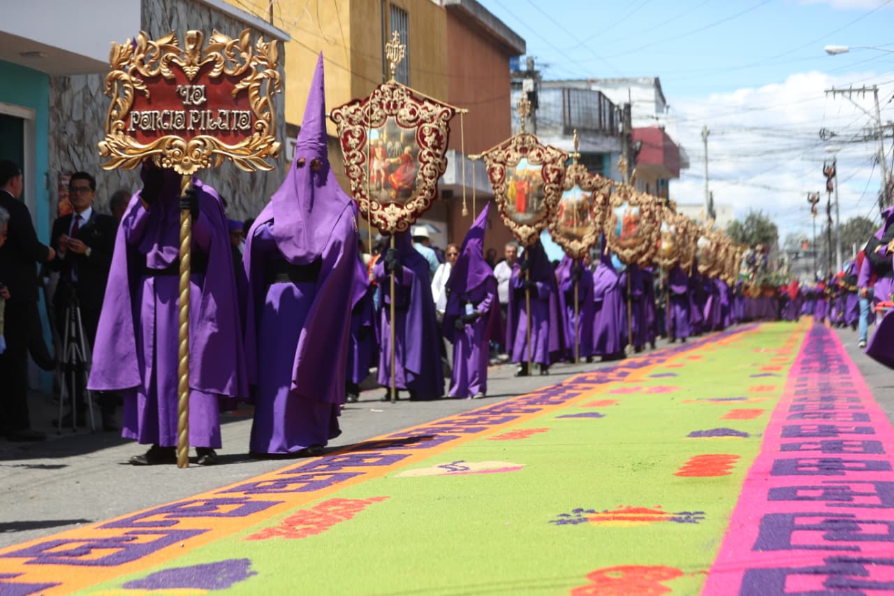 PROCESION JESUS NAZARENO TRES POTENCIAS VIRGEN DE DOLORES PARROQUIA'