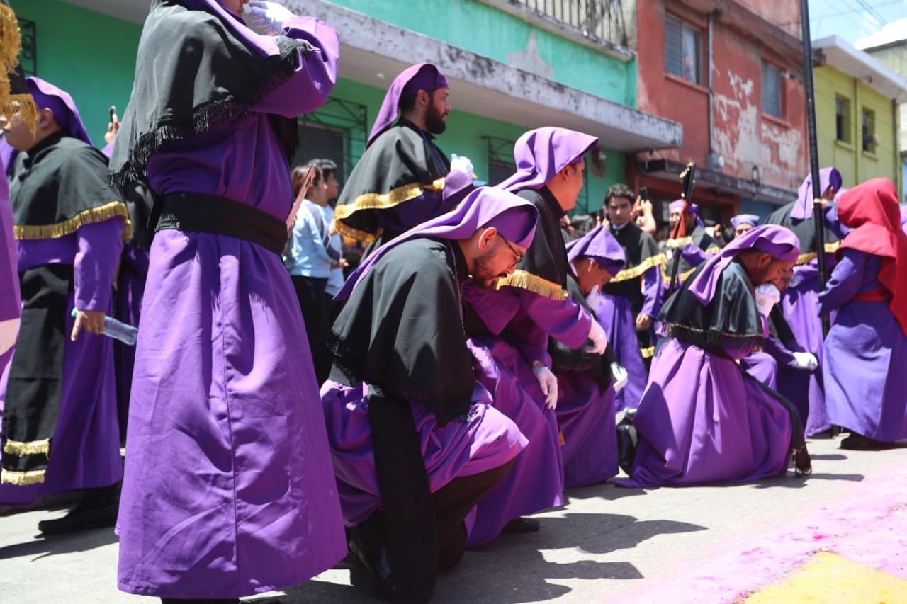 PROCESION JESUS NAZARENO TRES POTENCIAS VIRGEN DE DOLORES PARROQUIA'