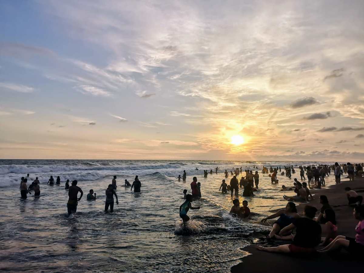 puerto de san jose uno de los destinos preferidos por los turistas en Semana Santa