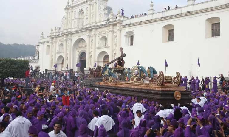 Procesión de San Bartolomé Becerra 2