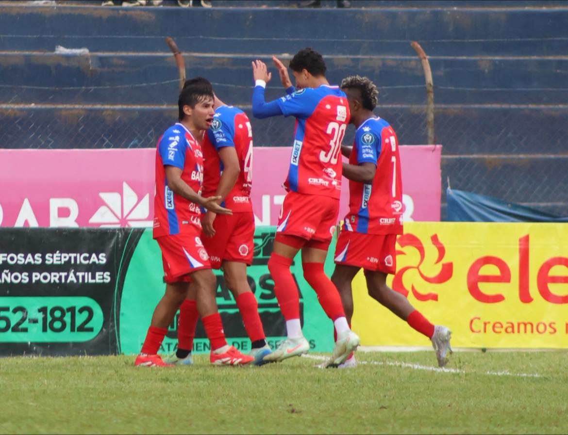 Clausura 2026: Xelajú MC rescata un valioso empate con diez hombres ante Cobán Imperial