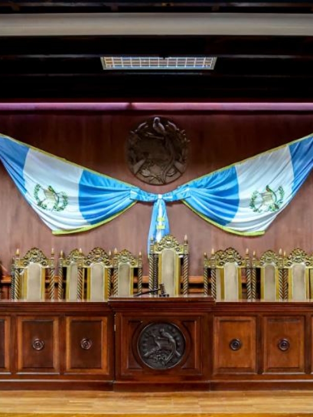 Sala de vistas de la Corte de Constitucionalidad de Guatemala donde los magistrados de la CC conocen acciones de amparo e inconstitucionalidad.