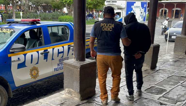 Redadas simultáneas permiten la captura de 4