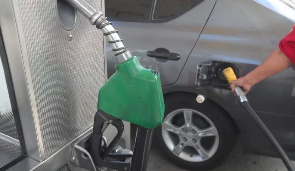 gasolinera estación de servicio petróleo Irán EEUU Israel