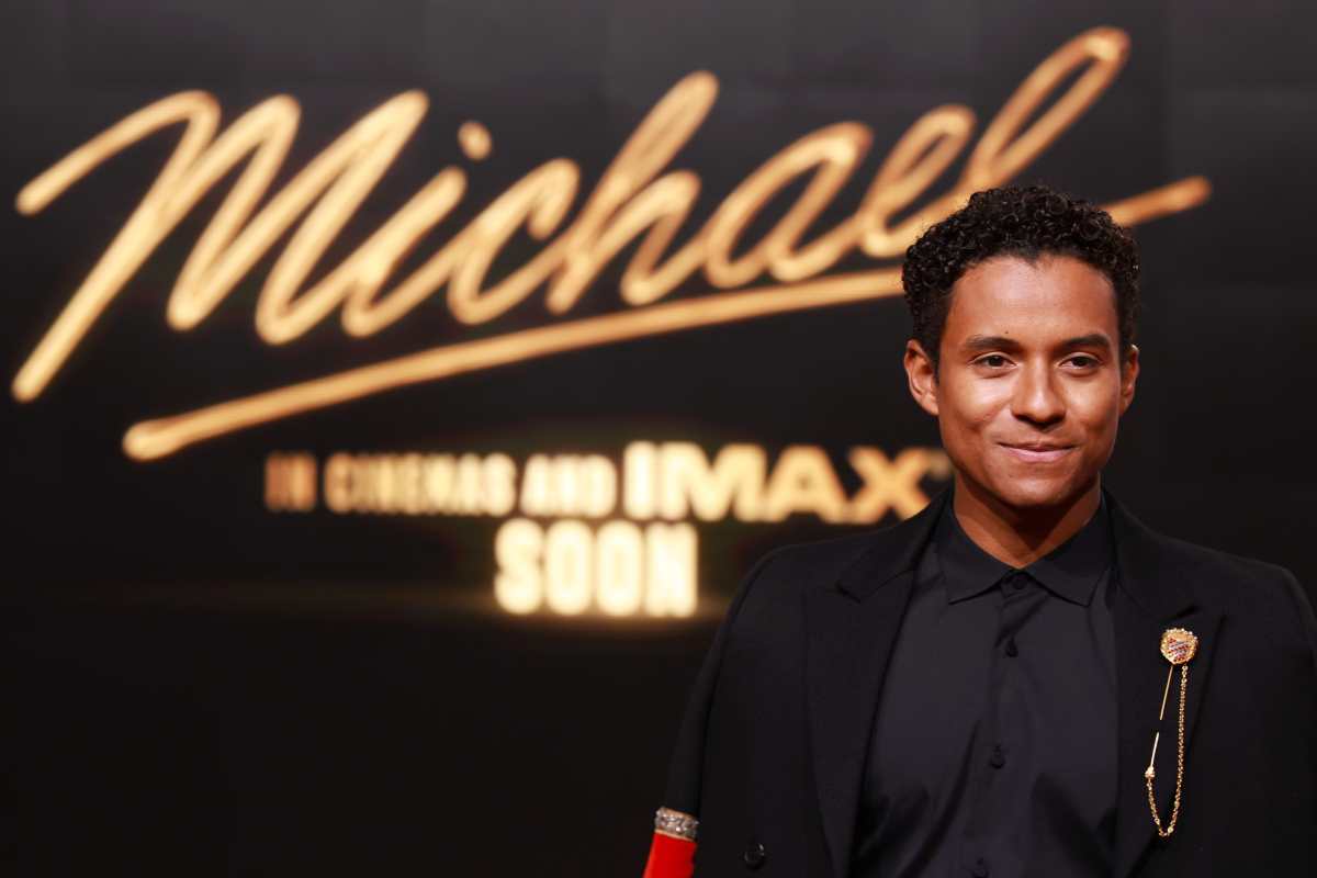 Berlin (Germany), 10/04/2026.- US actor Jaafar Jackson poses on the red carpet while arriving for the premiere of the film 'Michael' in Berlin, Germany, 10 April 2026. The Michael Jackson biopic screens in cinemas from 22 April 2026. (Alemania) EFE/EPA/CLEMENS BILAN