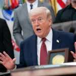 Washington (United States), 18/04/2026.- US President Donald Trump makes an announcement on researching the effects of psychedelic drugs in medical treatment for veterans, in the Oval Office at the White House in Washington, DC, USA, 18 April 2026. President Trump is expected to sign an executive order aimed at expanding federal research into psychedelic drugs to treat veterans suffering from PTSD and traumatic brain injuries. EFE/EPA/ALLISON ROBBERT / POOL