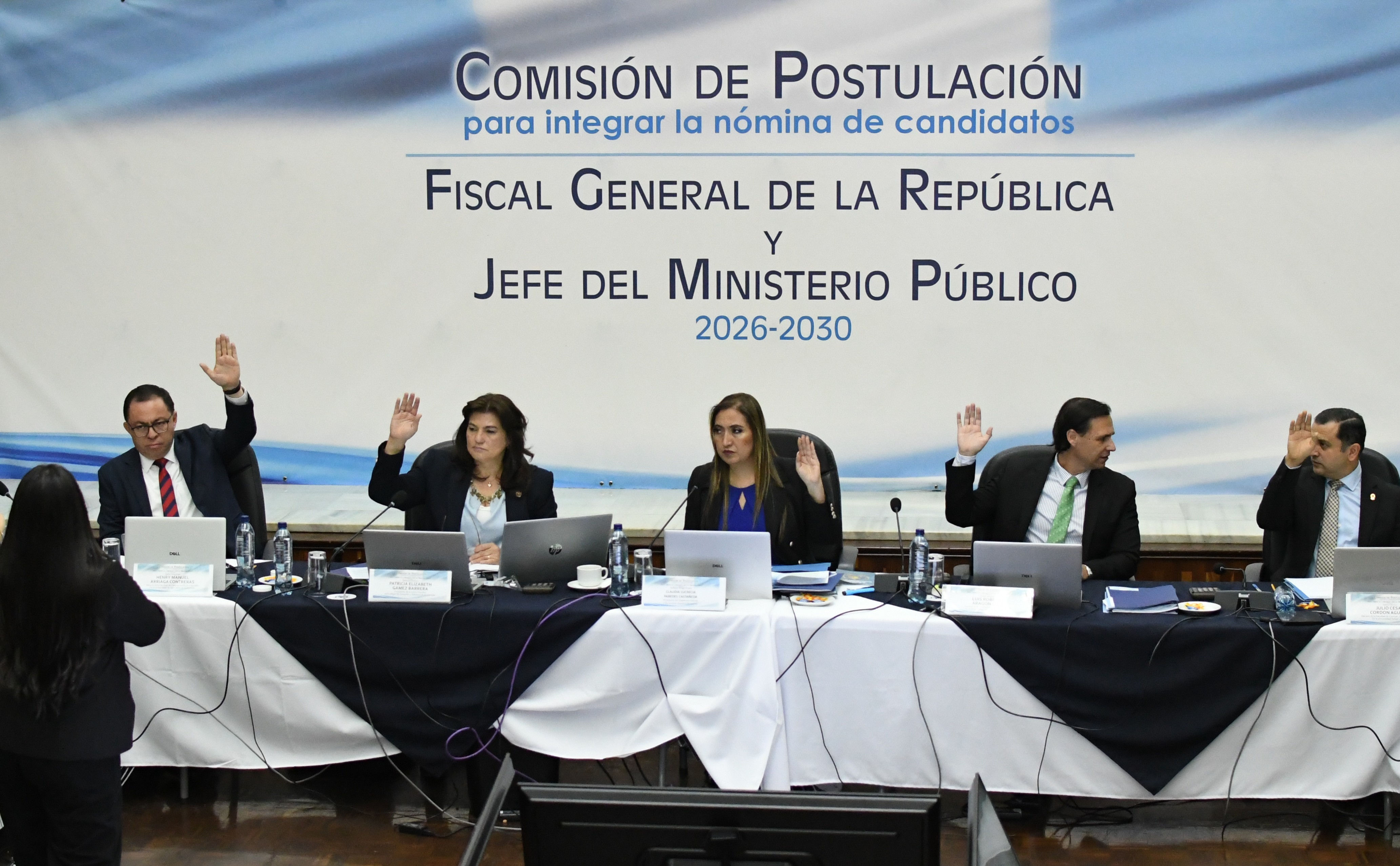 Arévalo cuestiona fallo de la CC y pide firmeza a comisionados en elección de fiscal general