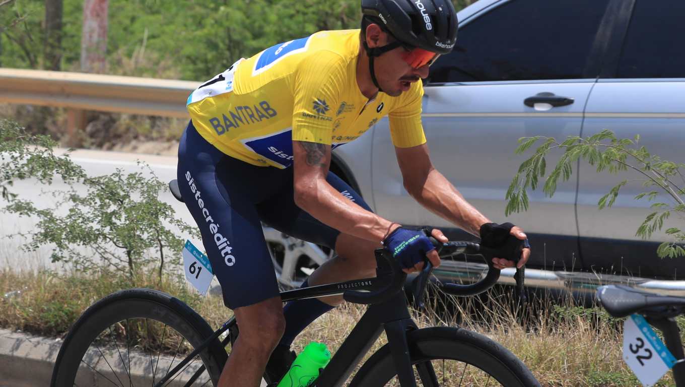 El colombiano del Sistecrédito regresa junto a su equipo para defender la corona ganada en el 2025. (Foto Prensa Libre: Douglas Suruy Franco).